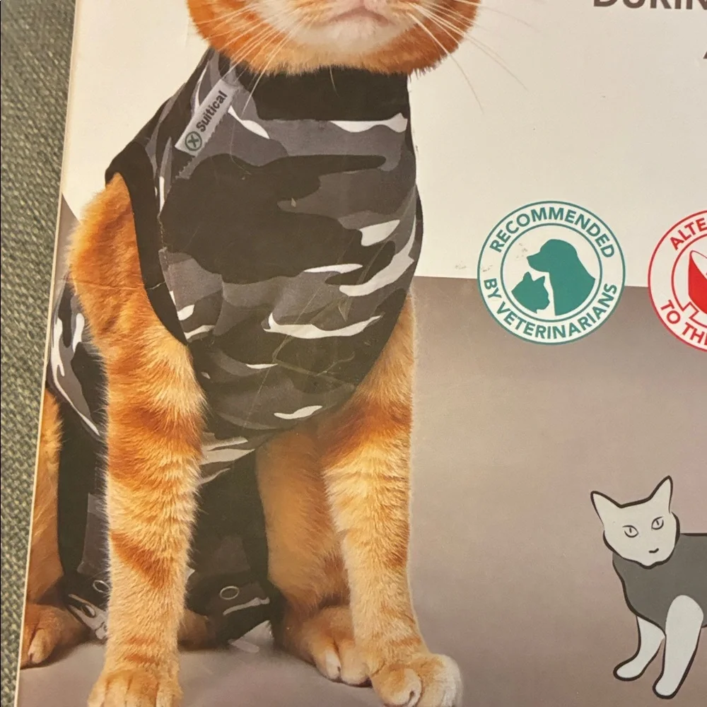 Recovery Suit for Cats - Black Camouflage